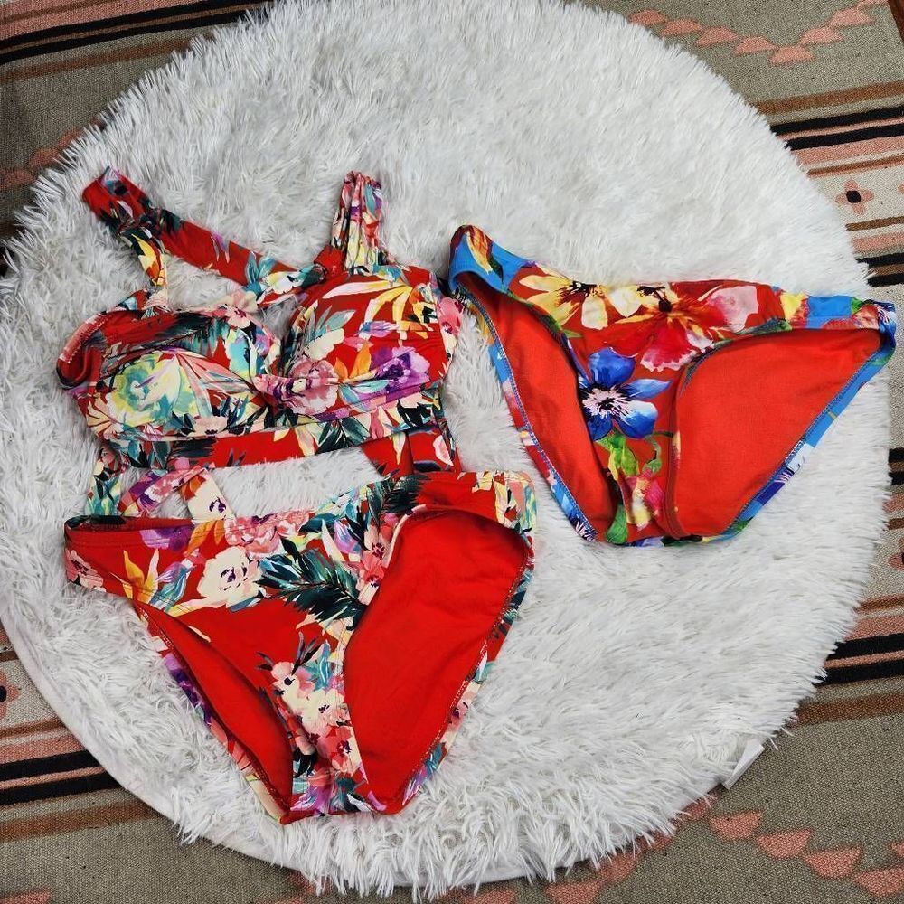 Gibson Latimer Bikini Floral Red Matching With Extra Pair Of Mismatched Bottoms